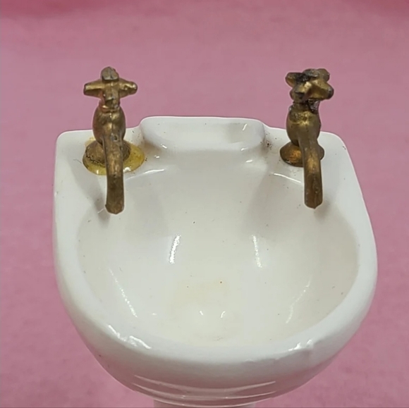 Vintage Shackman Miniature Dollhouse Porcelain Pedastol Sink Original Box - Picture 9 of 10